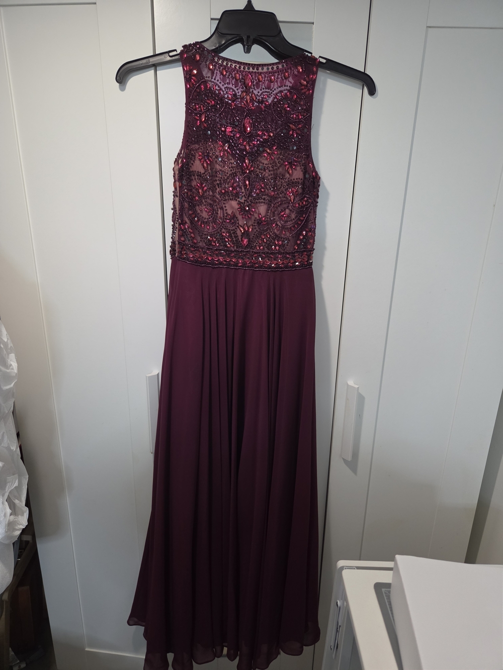 Dave & Johnny Embellished Beaded Dress - Picture 2 of 11